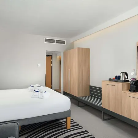Novotel Hotel 4*